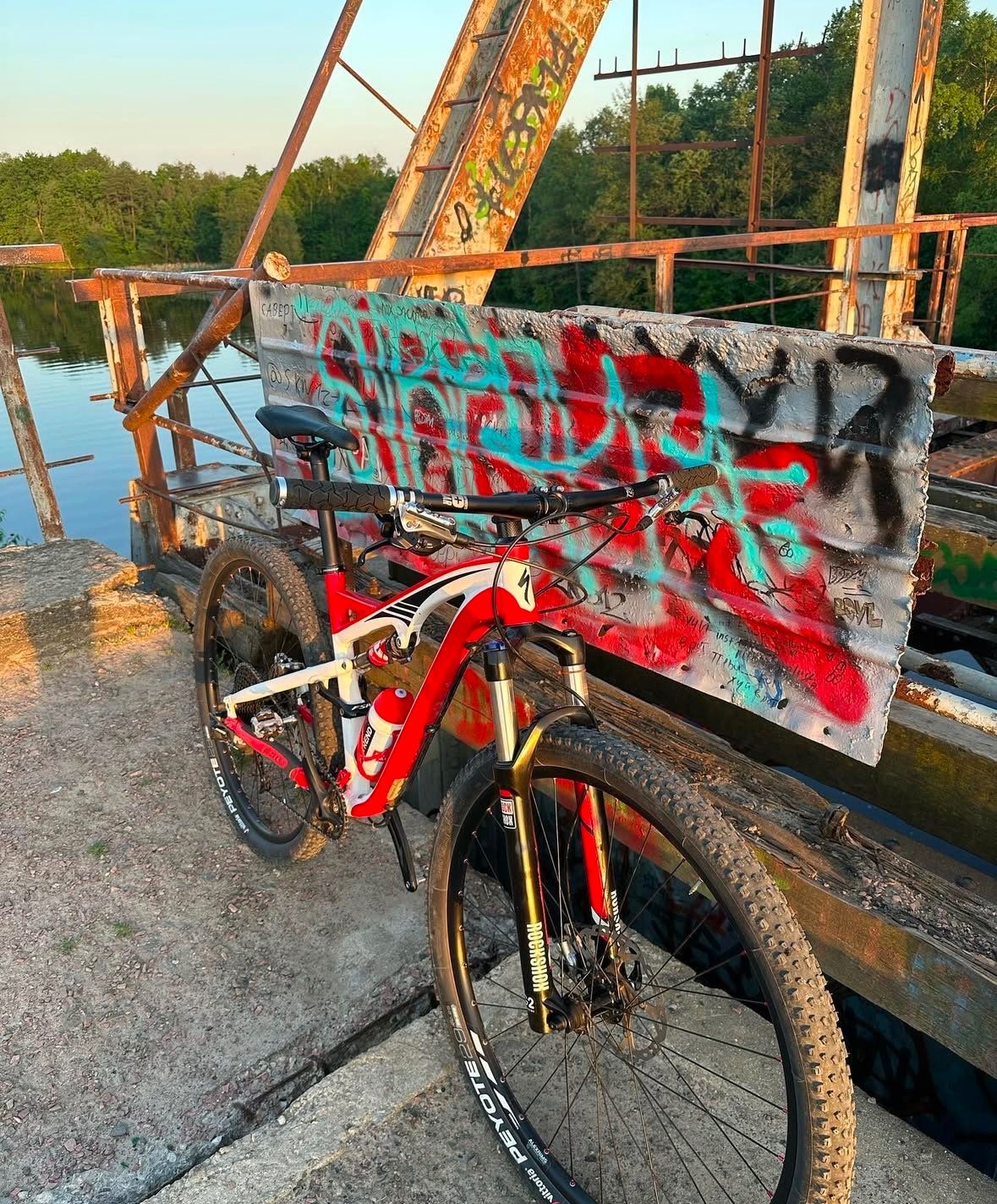 Рама Specialized