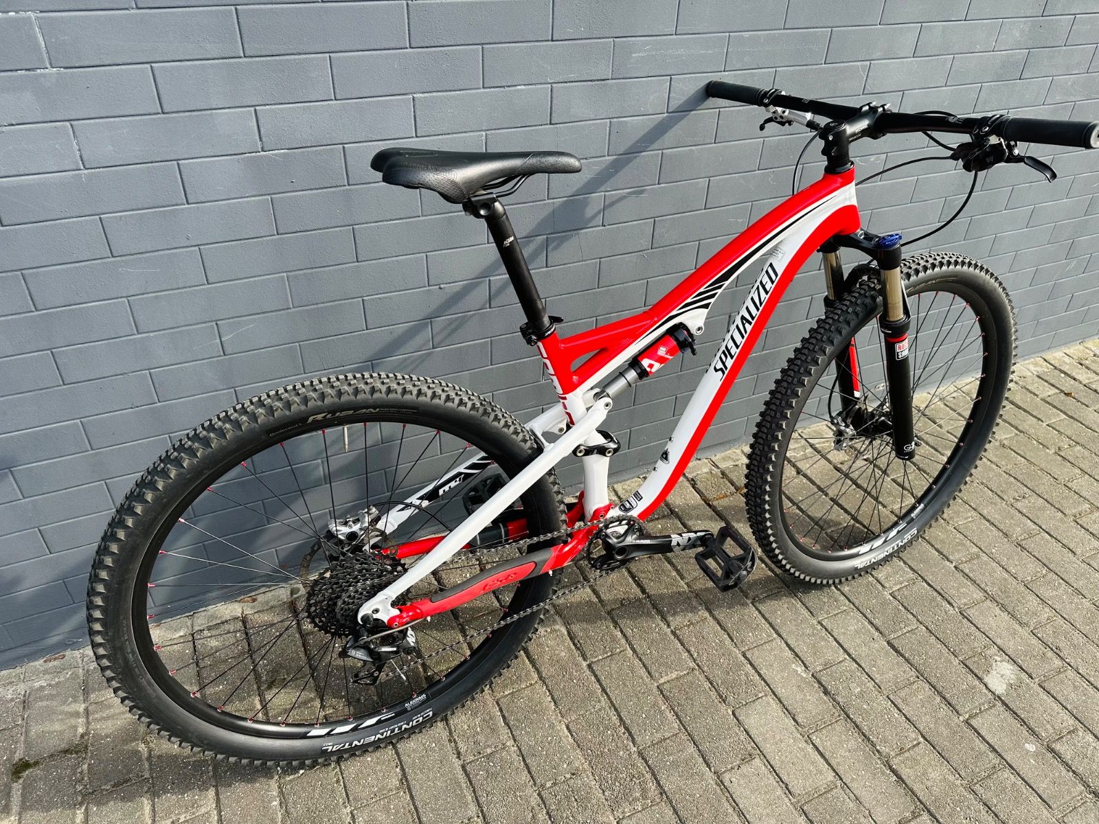 Specialized двух подвес 29