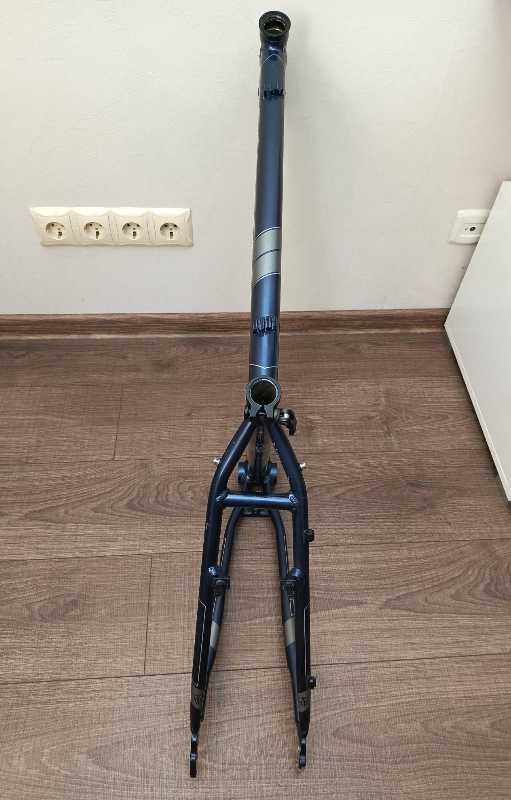Рама алюминиевая Trek 28 (менее 1,7 кг), L
