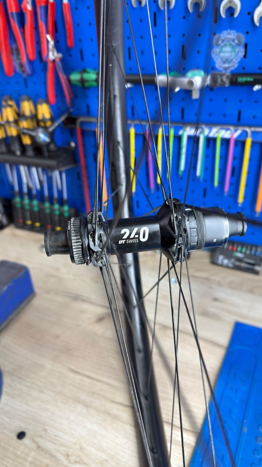 Syncros Silverton 1.0s Carbon wheels