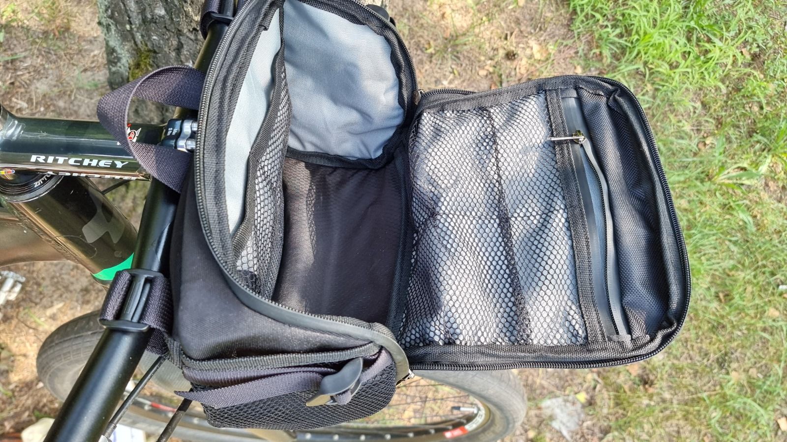 Handlebarbag5