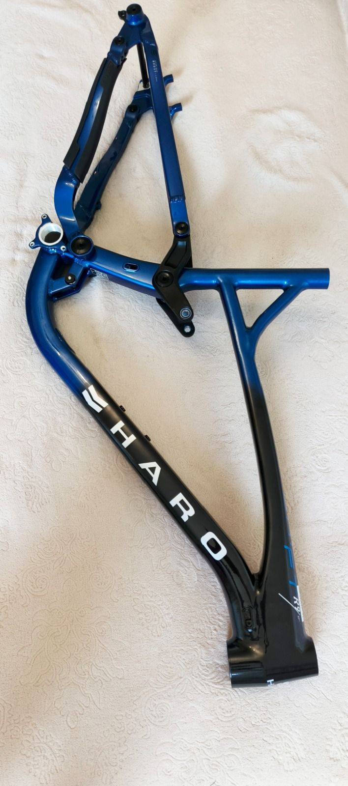 Рама Haro shift r9 27,5