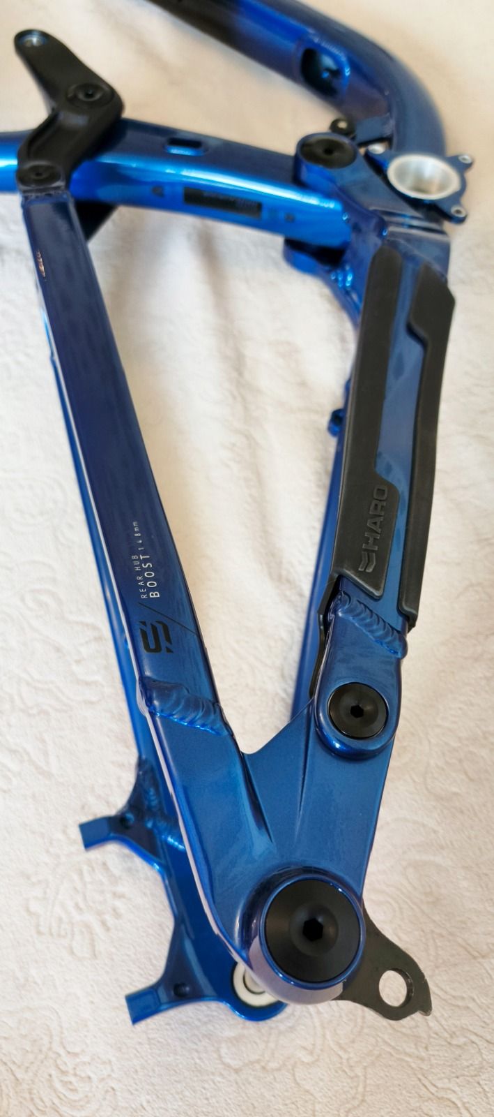 Рама Haro shift r9 27,5