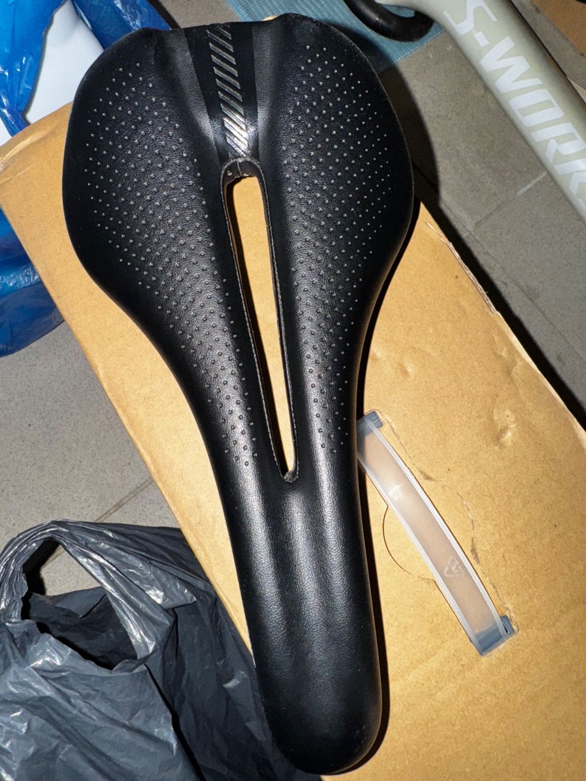 Седло Bontrager Montrose  143mm