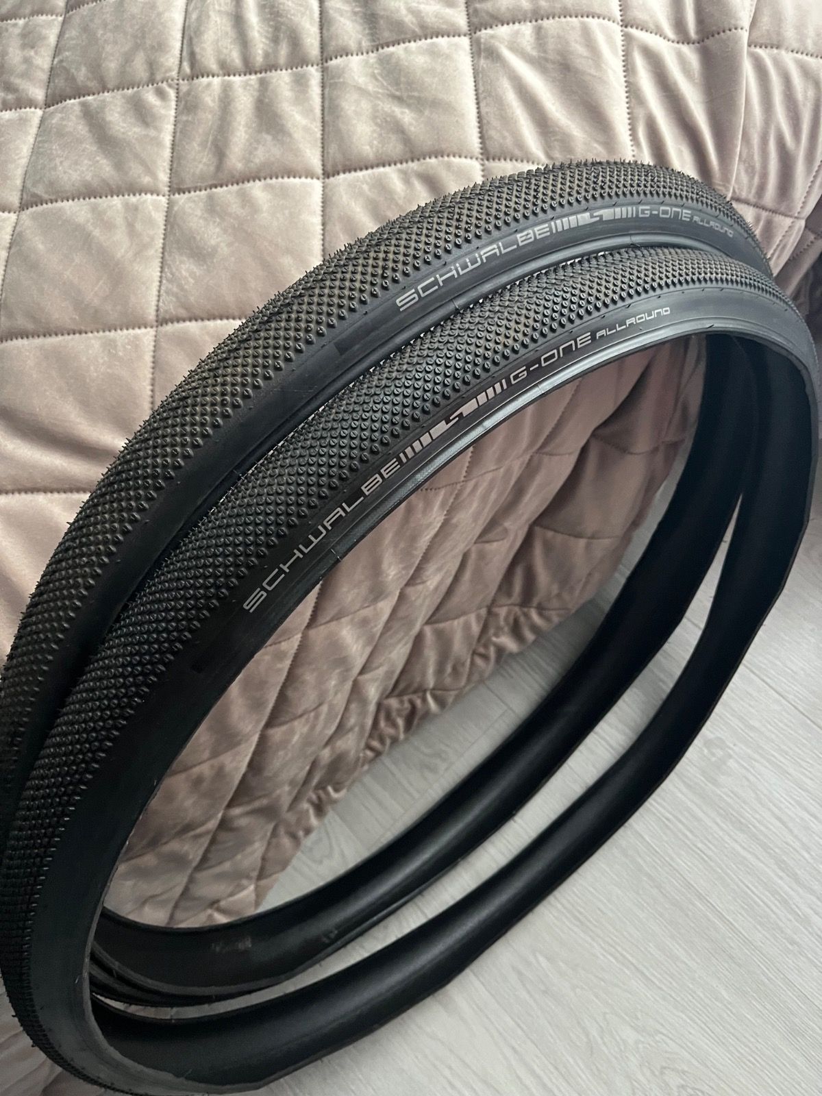 Покрышки Schwalbe g-one allround 28x1.35