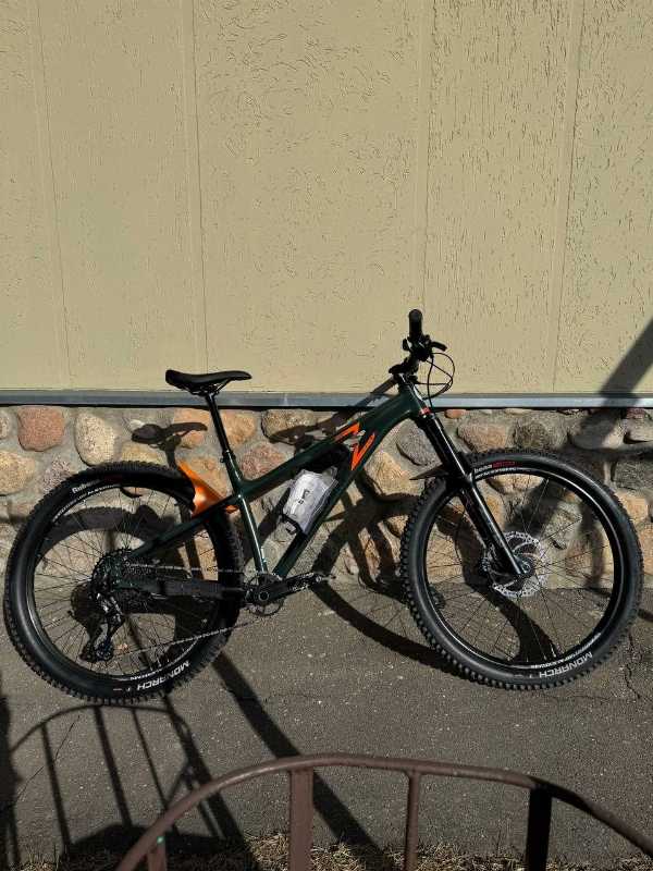 Велосипед Stinger zeta std 2023