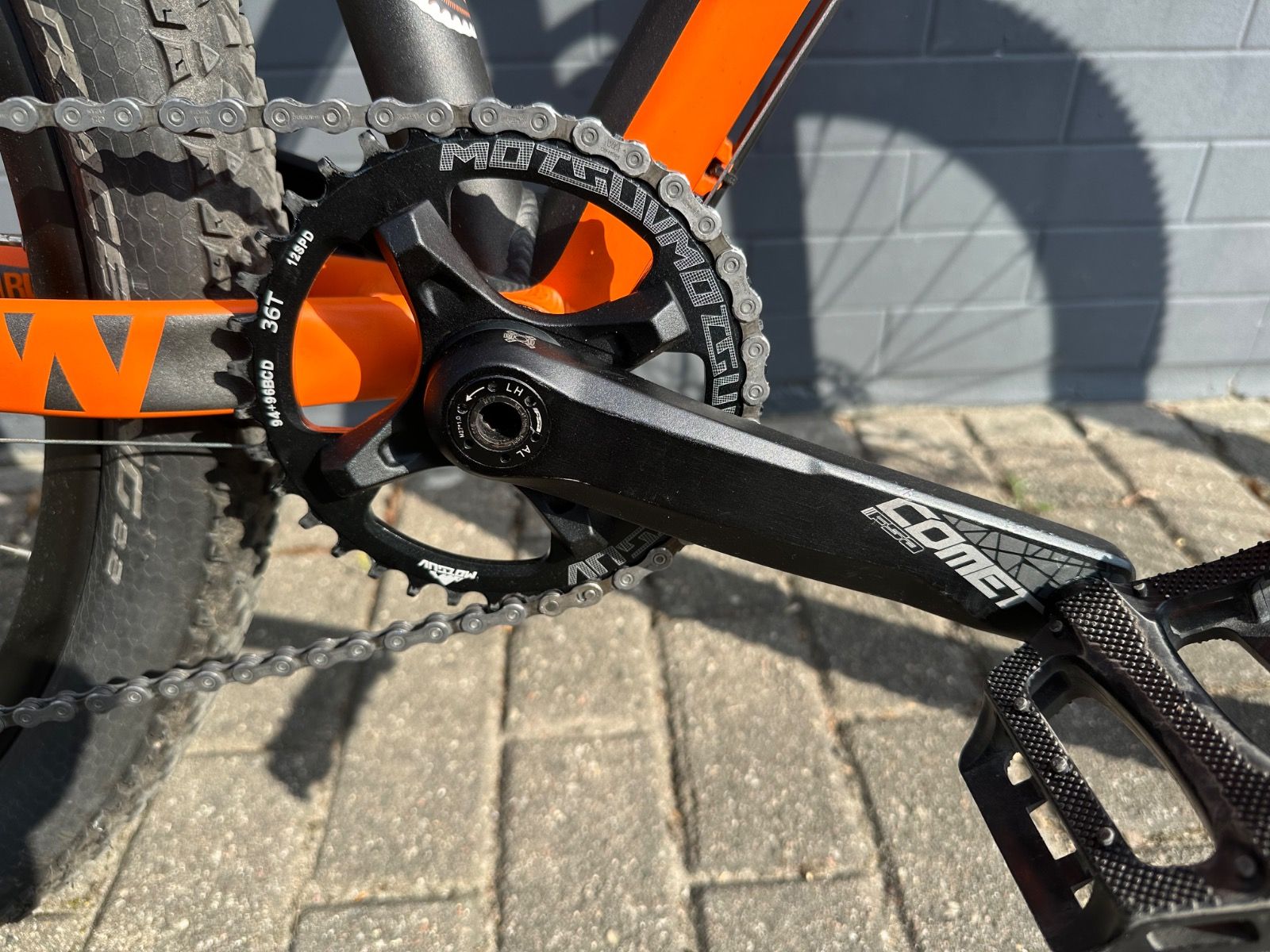 White XC PRO 29