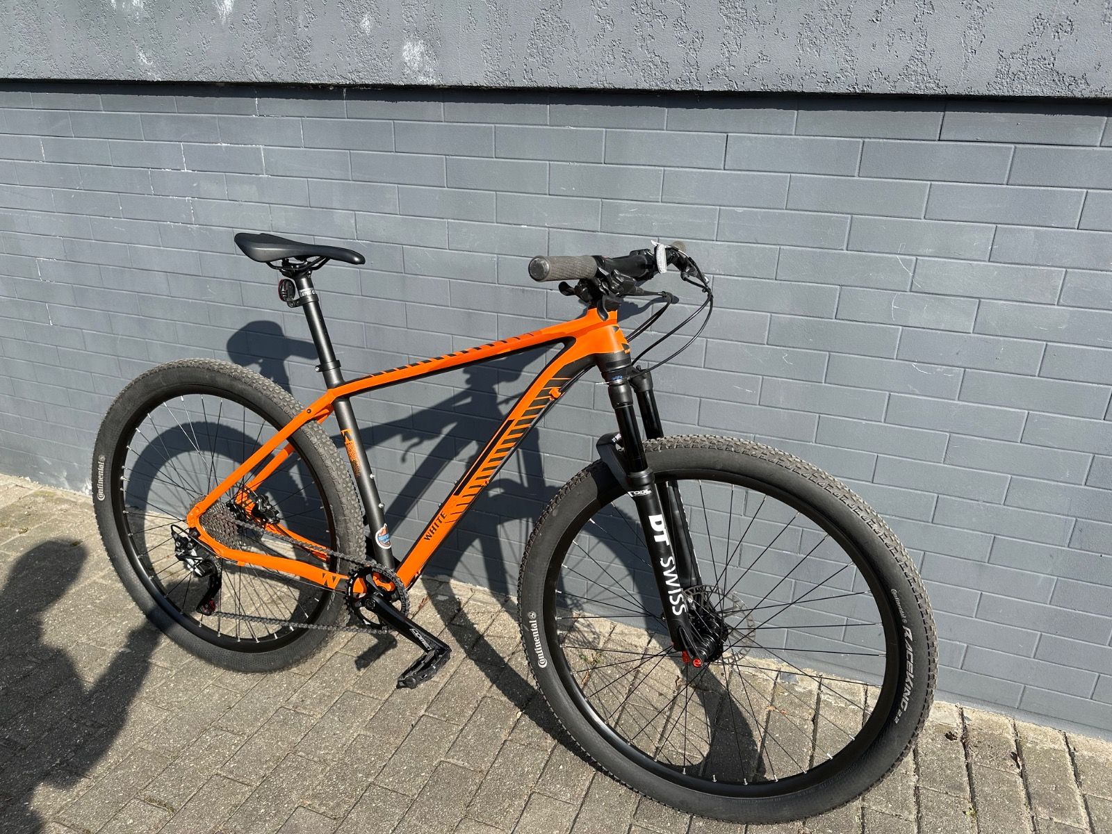 White XC PRO 29