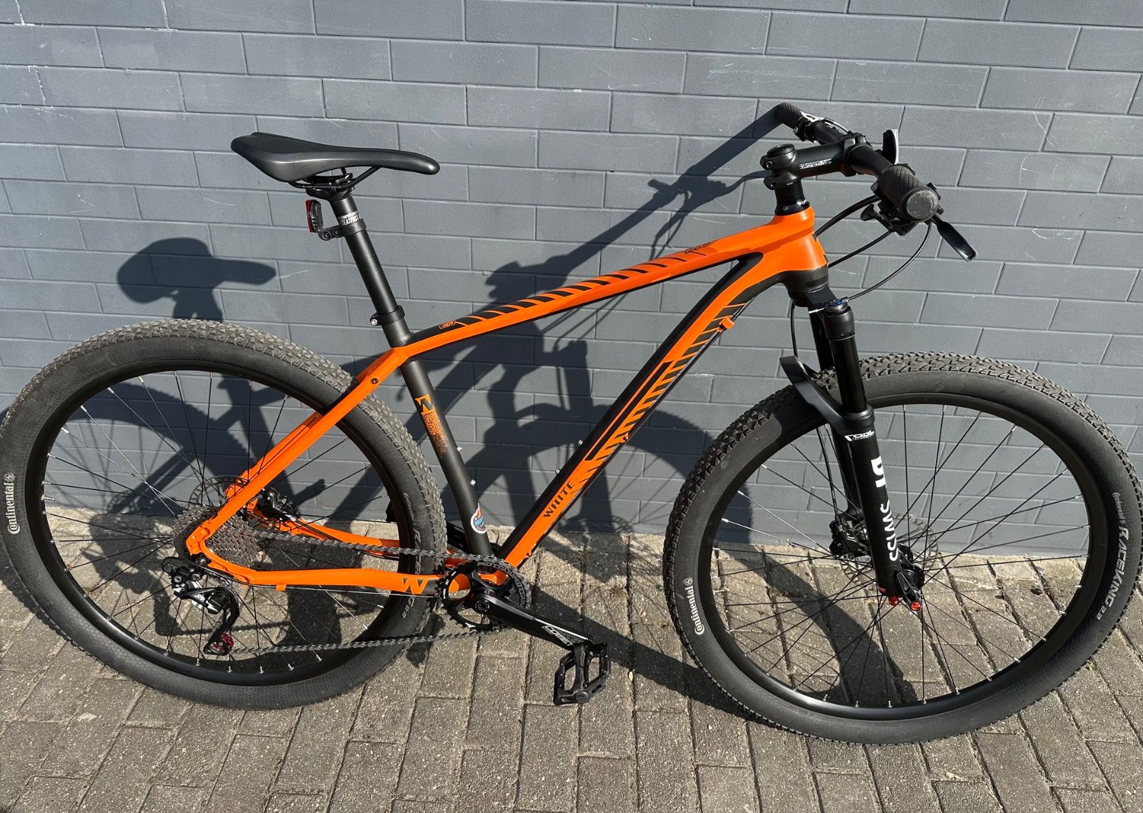 White XC PRO 29