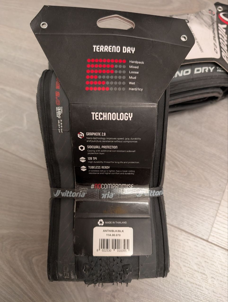 Покрышки Vittoria Terreno Dry Graphene 2.0 700x38c Tubeless