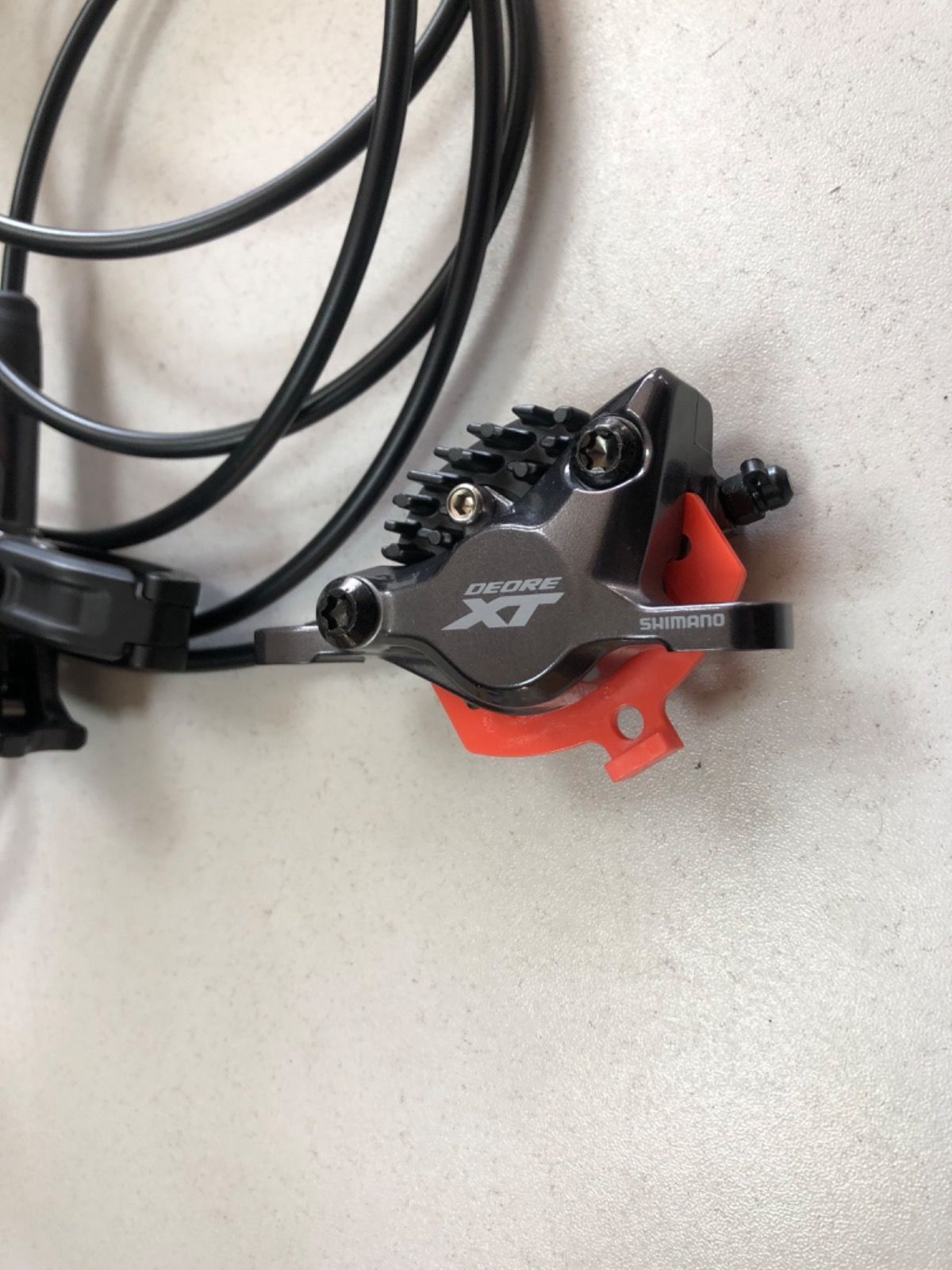 Комплект тормозов Shimano BR-M8100