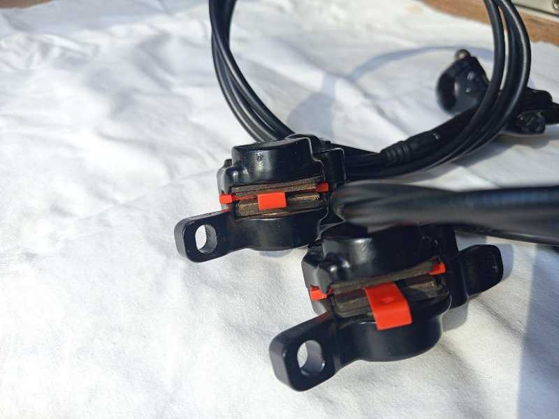 Тормоза гидравлические Tektro Auriga, 800/1400 мм.