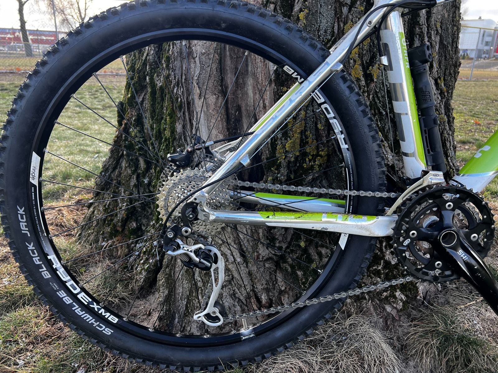 Cube Ltd Race 26 (M)