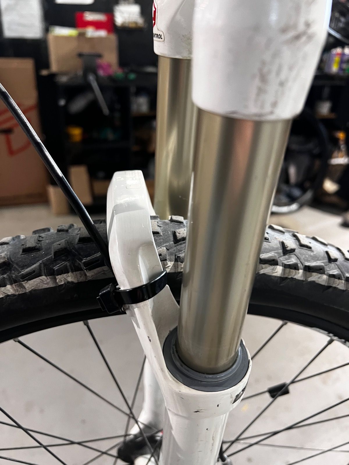 Cube Ltd Race 26 (M)