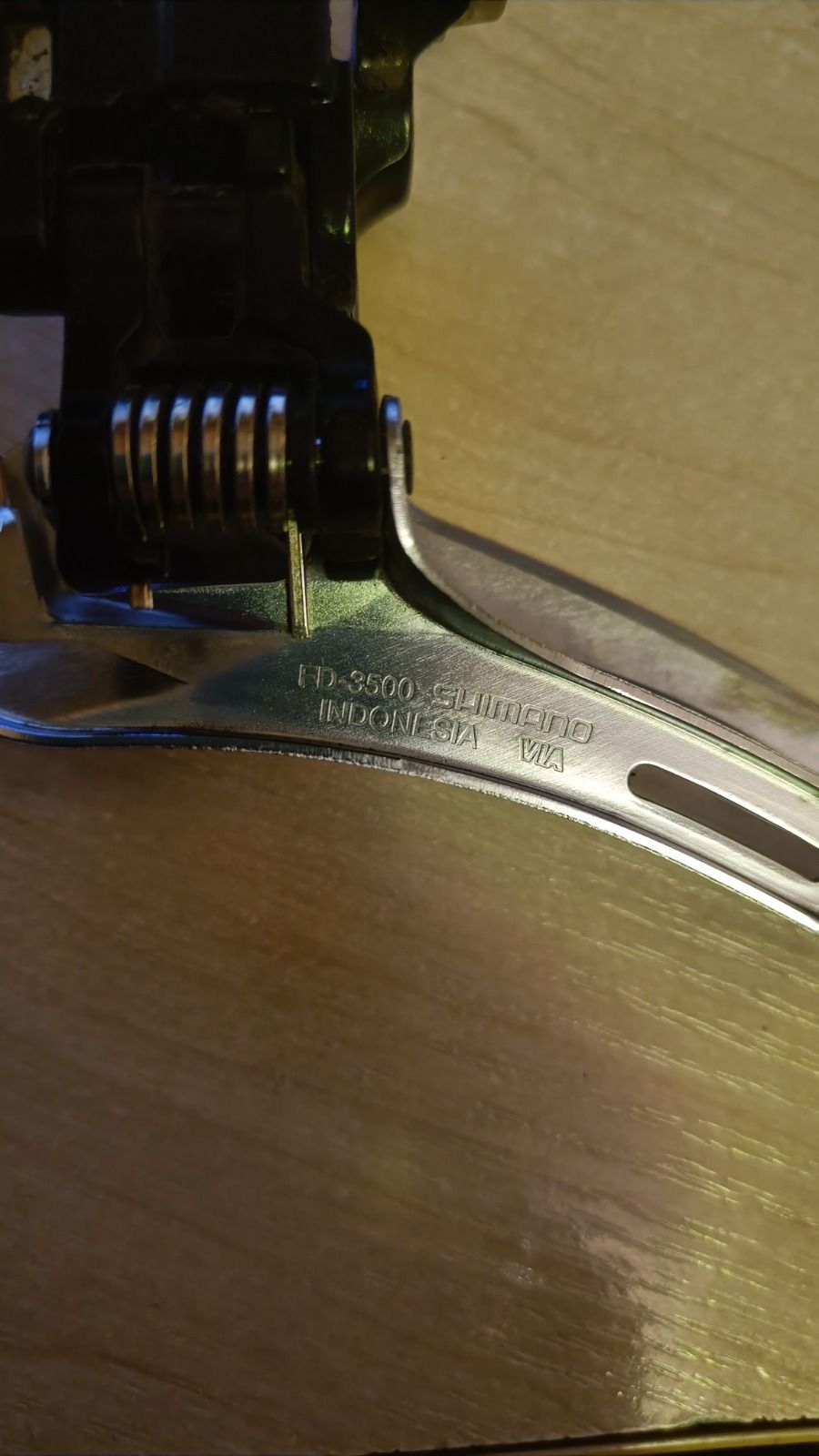 Передний переключатель Shimano Sora