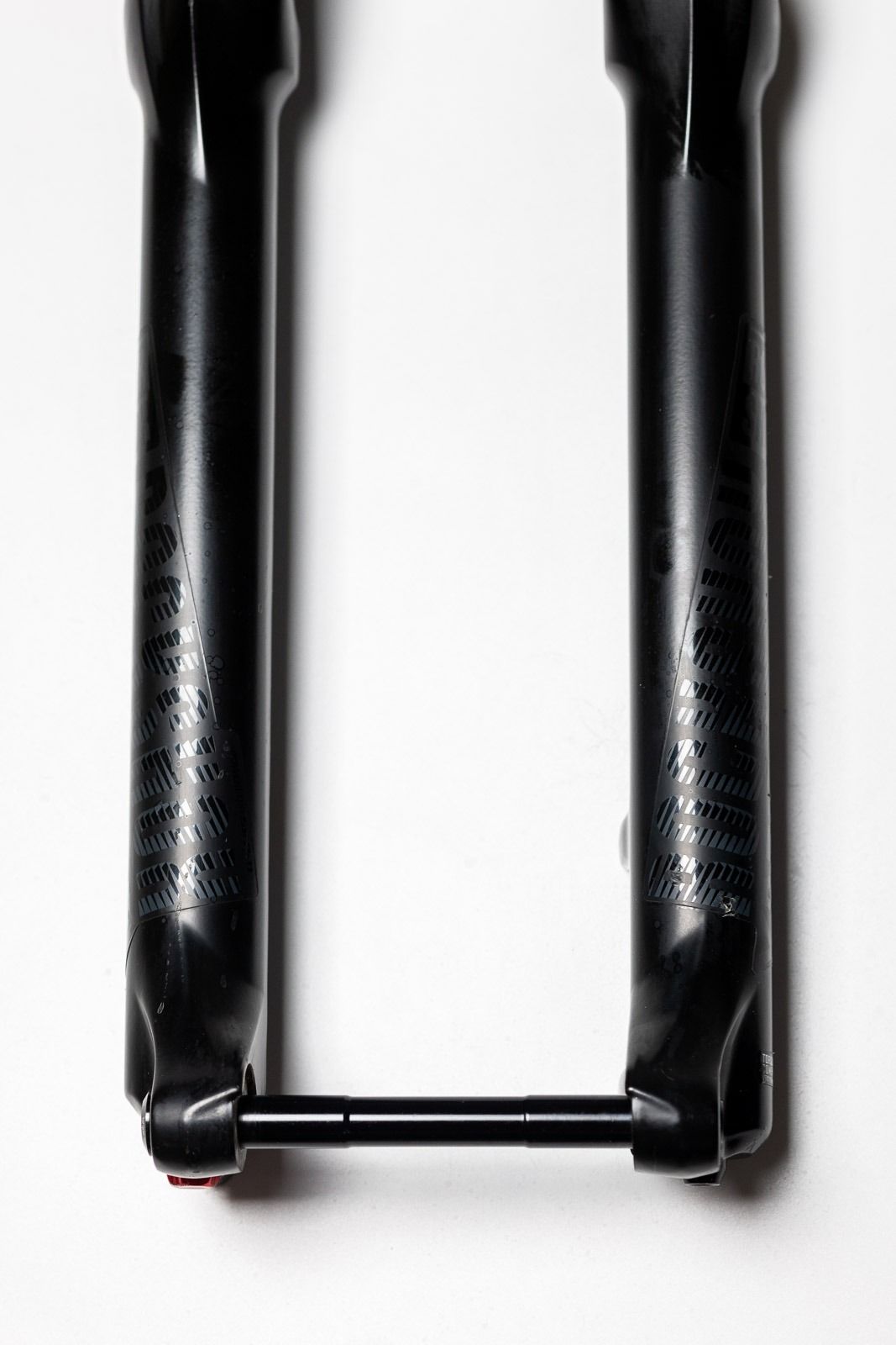 Продана _ Вилка RockShox Yari 29