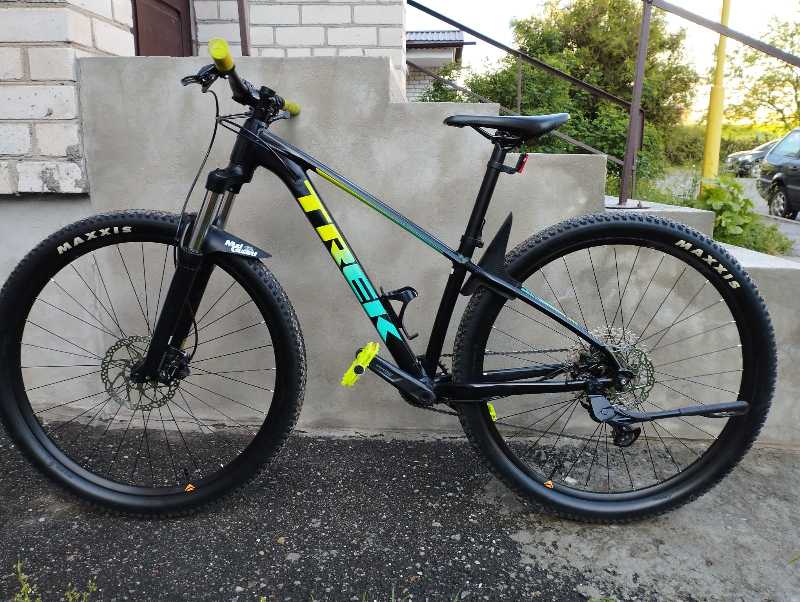 Велосипед Trek Roscoe 6