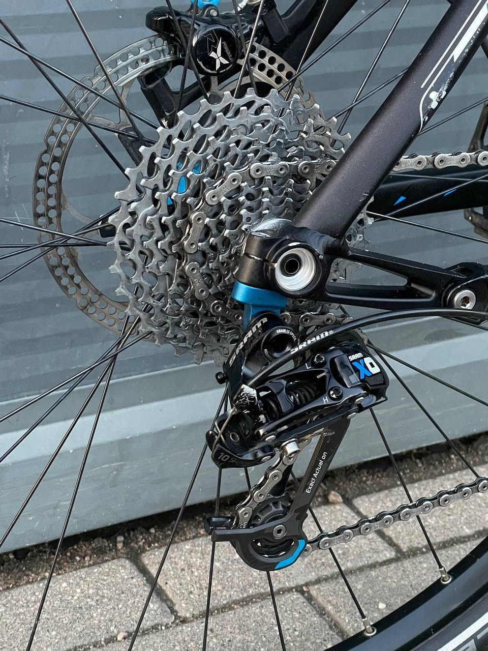 Cube 120AMS PRO (SRAM X0)