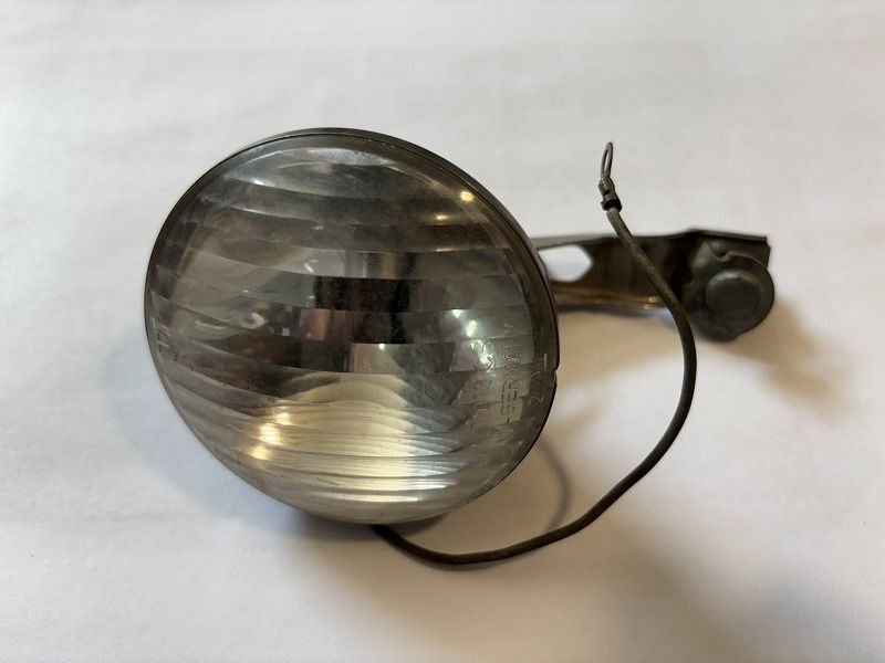 3 динамо - по 20р. за 1шт. 1 фару - 20р Отправлю европочтой за счет покупателя. Оптом - за 55р.