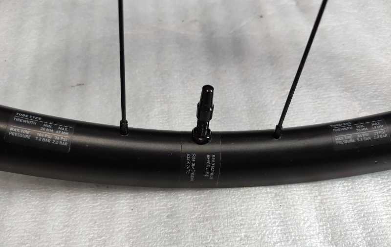 Колёса DT Swiss Gravel LN