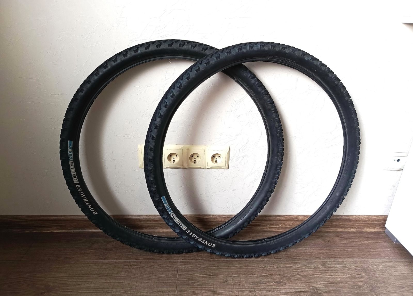Покрышки Bontrager 26x2,0