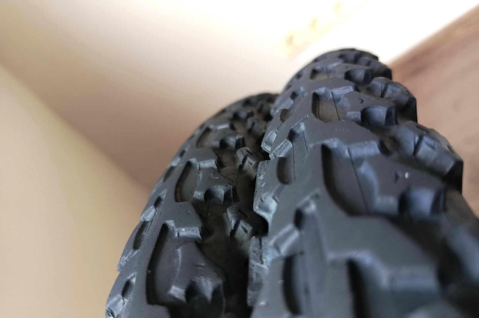 Покрышки Bontrager 26x2,0