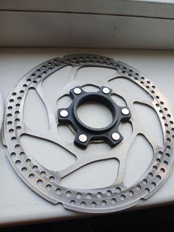 Комплект тормозных дисков (роторов) Shimano RT52 c креплением Center Lock