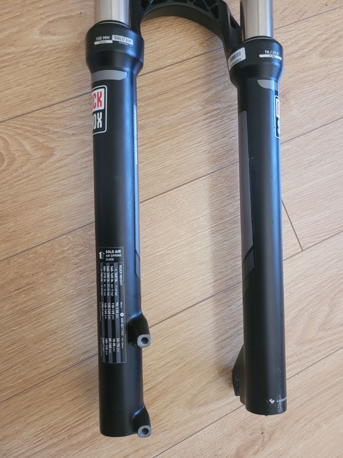 Вилки ROCKSHOX,  SRSUNTOUR  AIR 27.5.