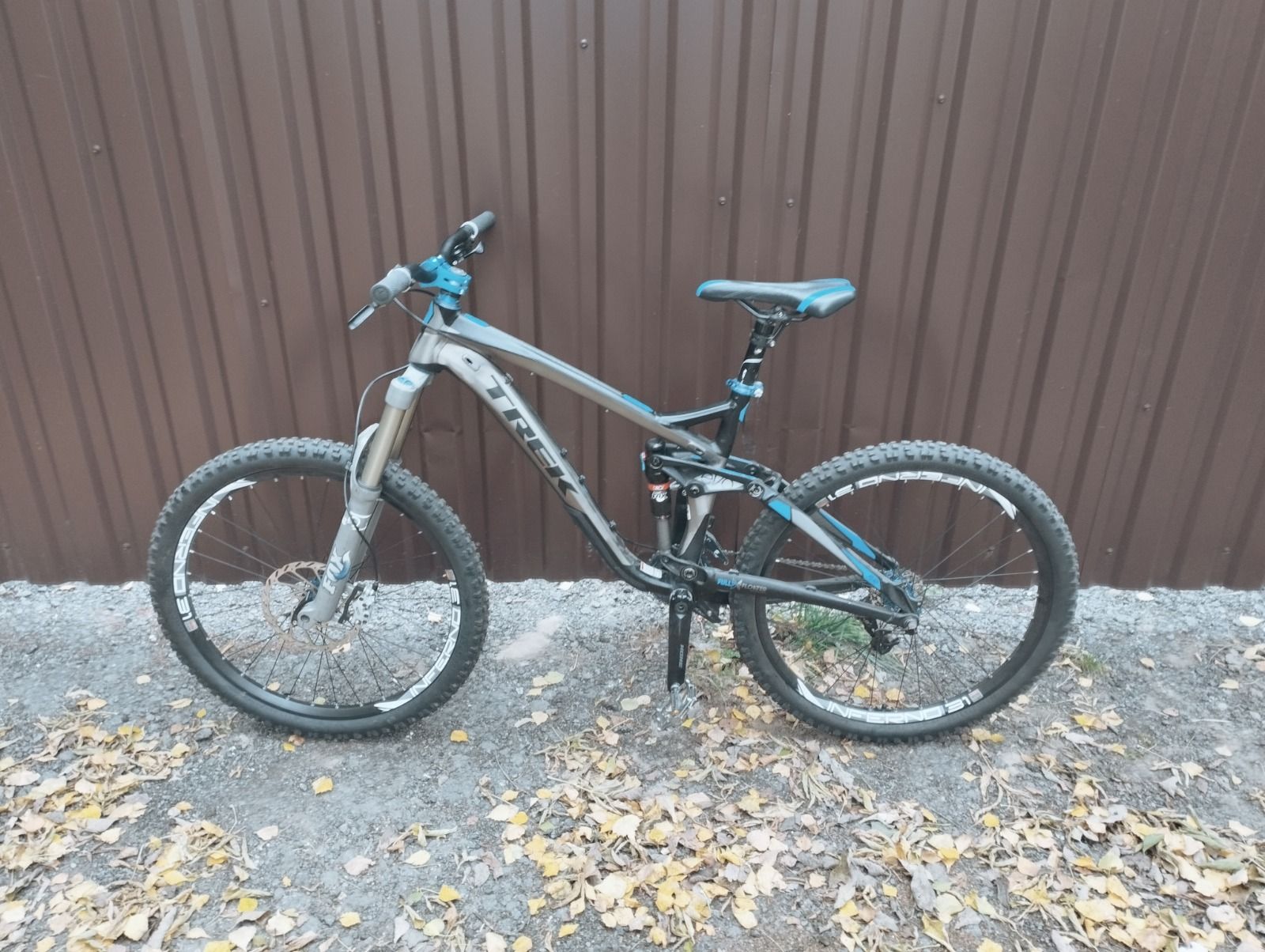 Trek Slash 7 18.5