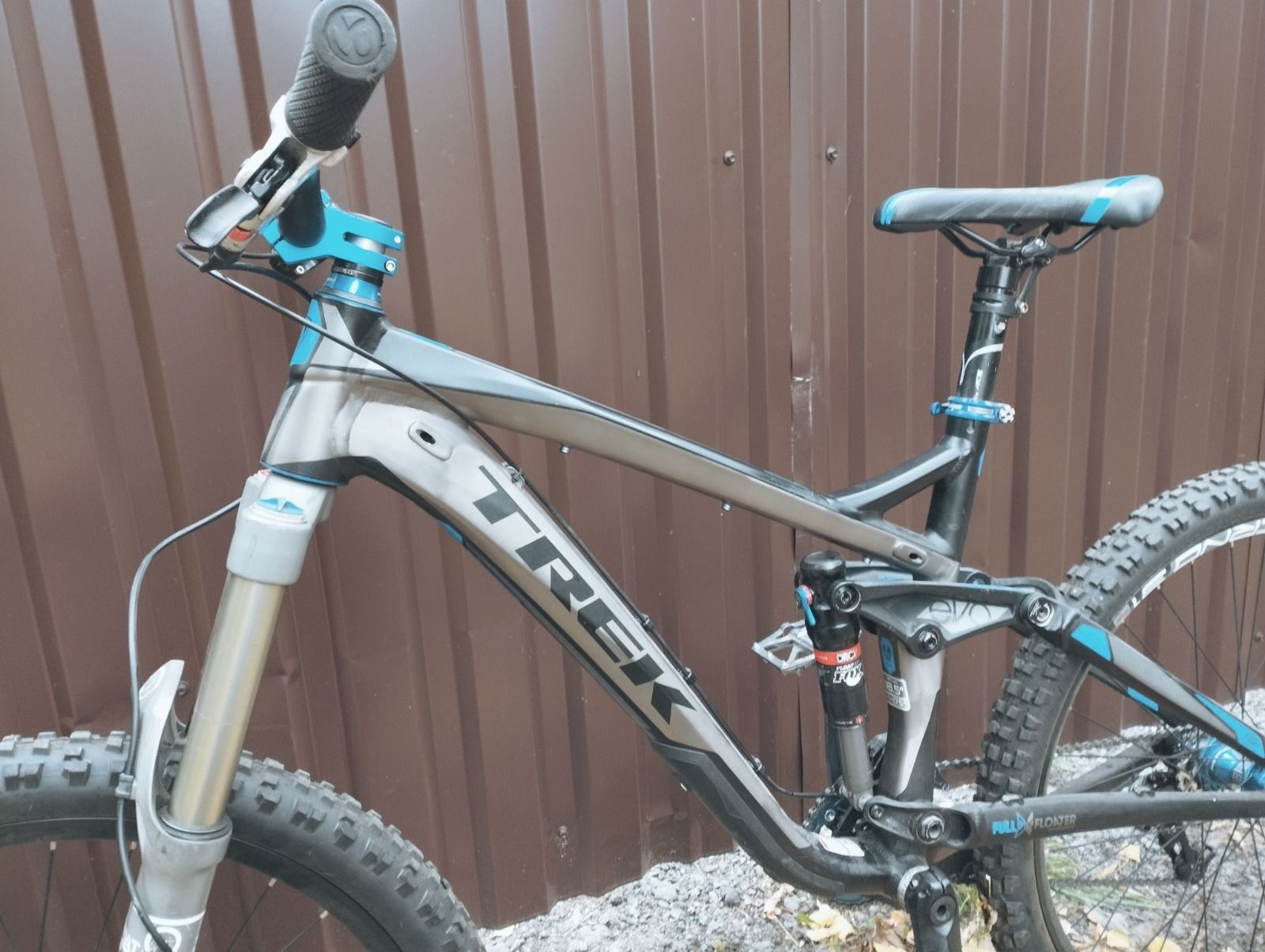 Trek Slash 7 18.5