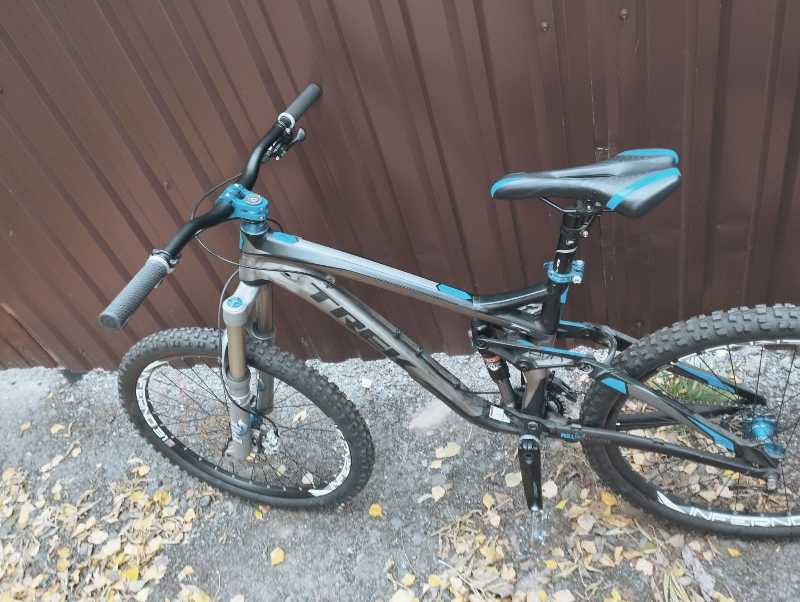 Trek Slash 7 18.5