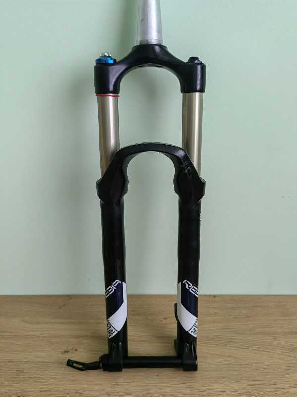Вилка rockshox reba 29