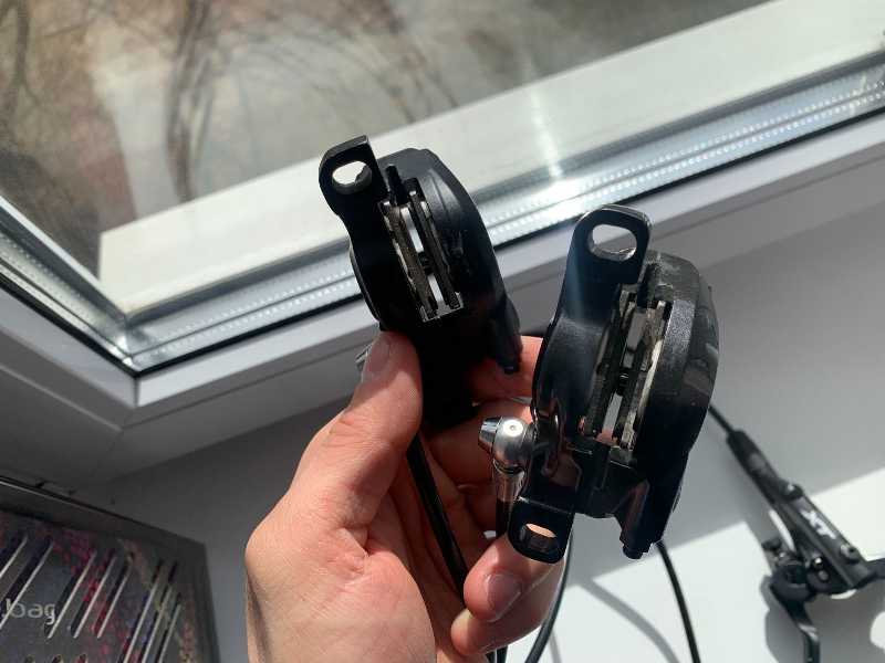 Комплект тормозов Shimano Deore XT