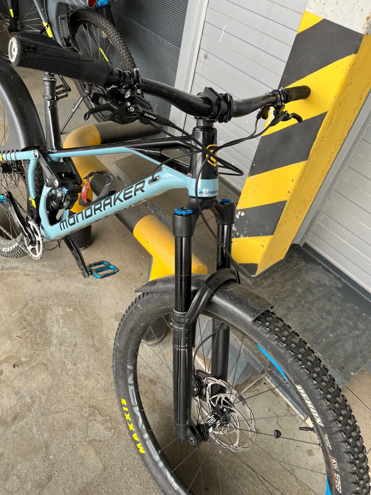 Велосипед Mondraker Superfoxy R 29L 2022 Custom +Допы