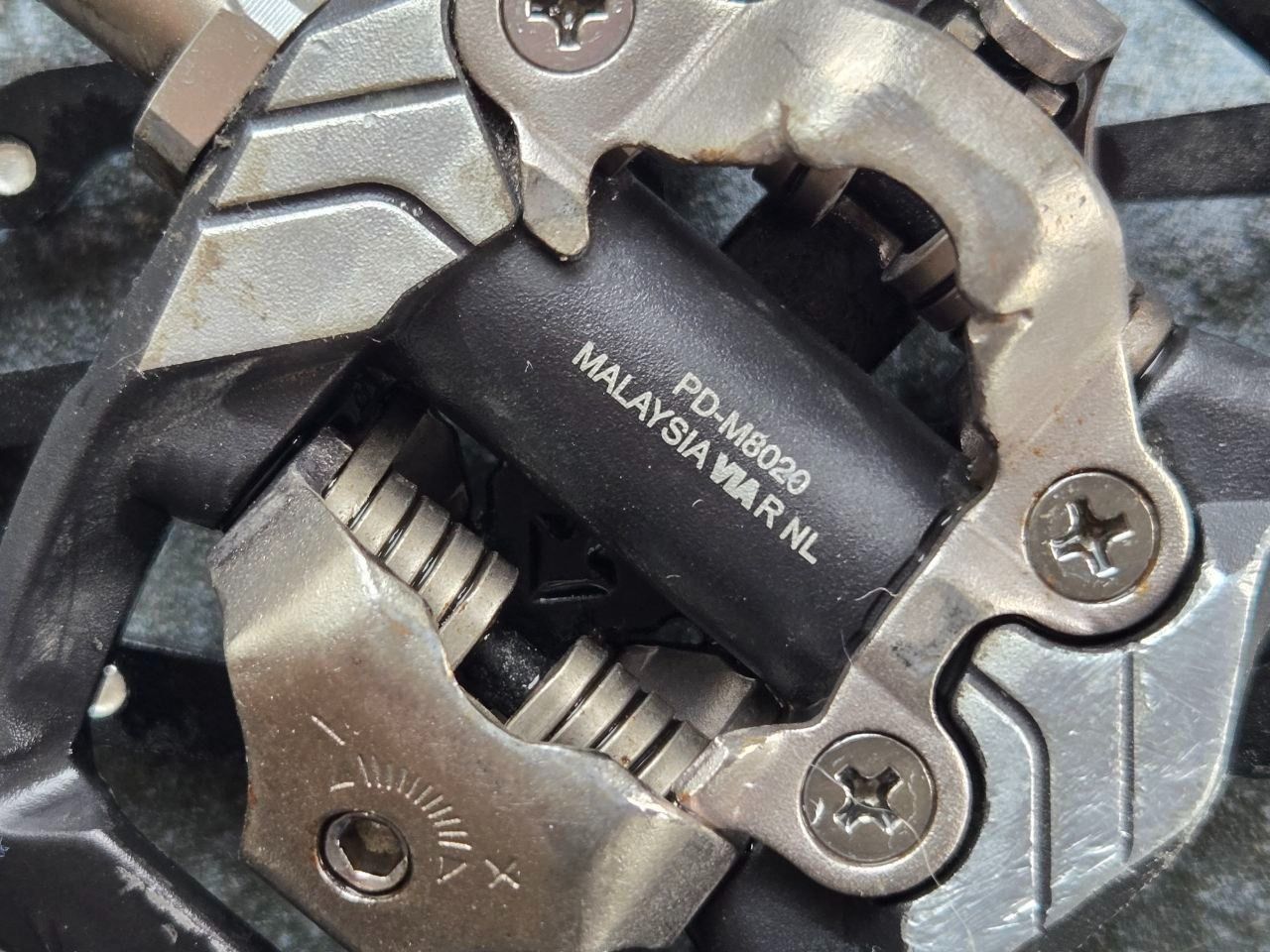 Контактные педали SHIMANO DEORE XT PD M8020