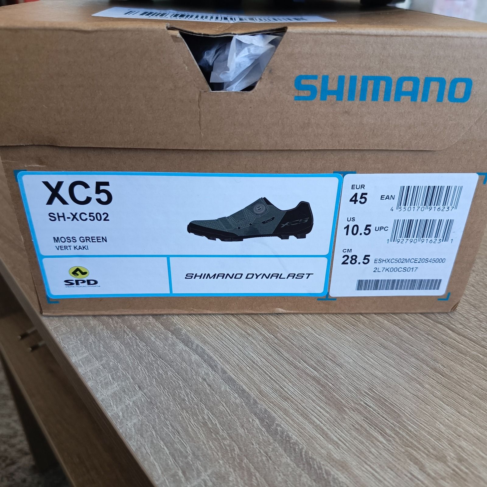 велосипедную обувь Shimano XC502