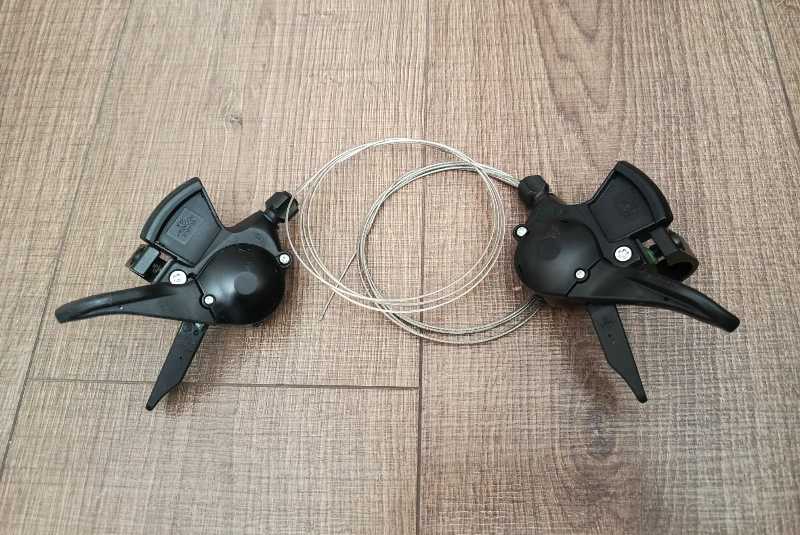 Манетки Shimano SL-M315, 3х8 ск.