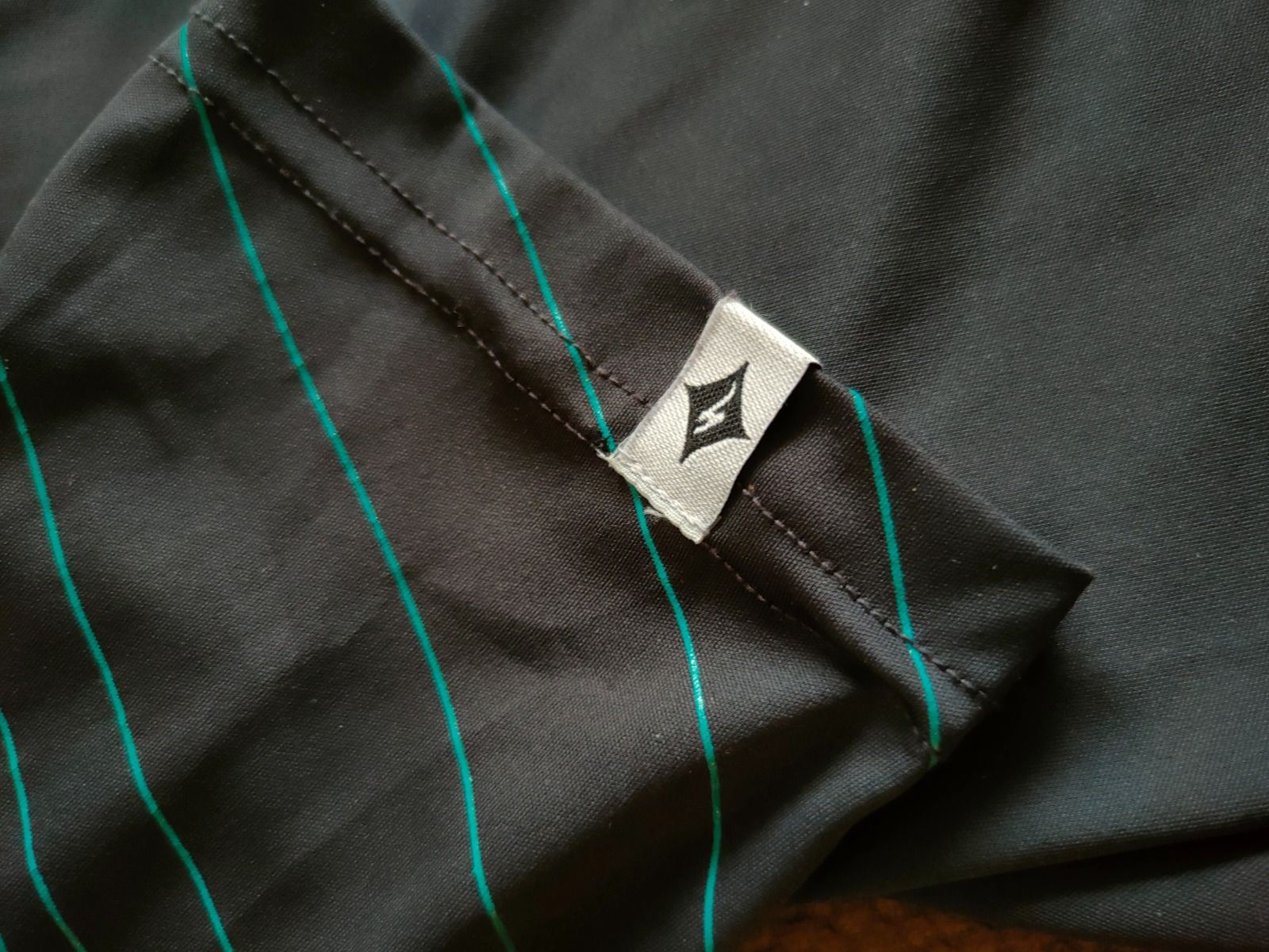Женская джерси Specialized