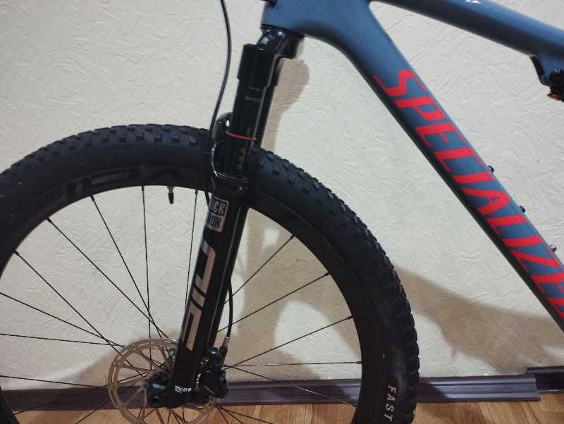 Вело  МТБ Specialized EPIC evo  КАРБОН