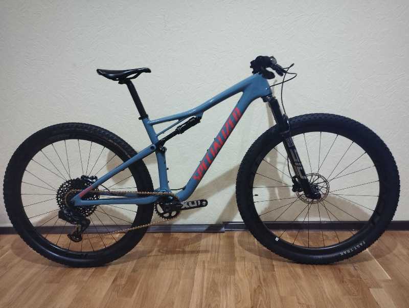 Вело  МТБ Specialized EPIC evo  КАРБОН