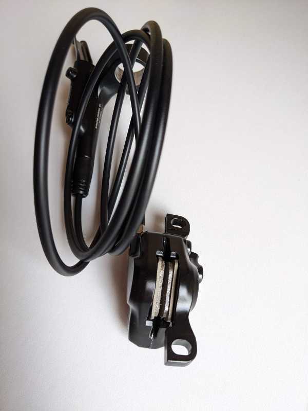 Гидравлические тормоза, роторы Shimano CenterLock состояние новых