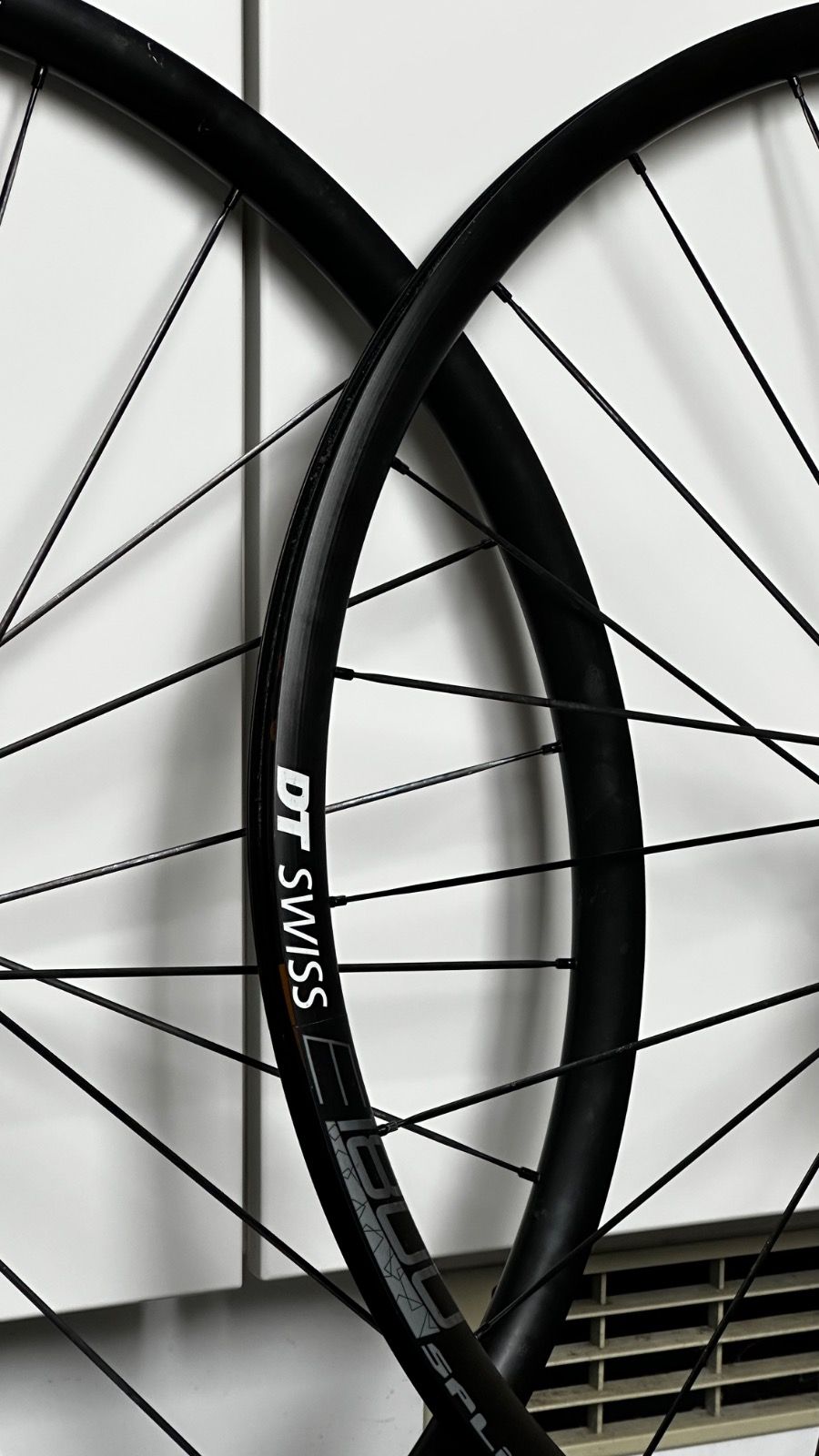 DT Swiss E1800 spline 28