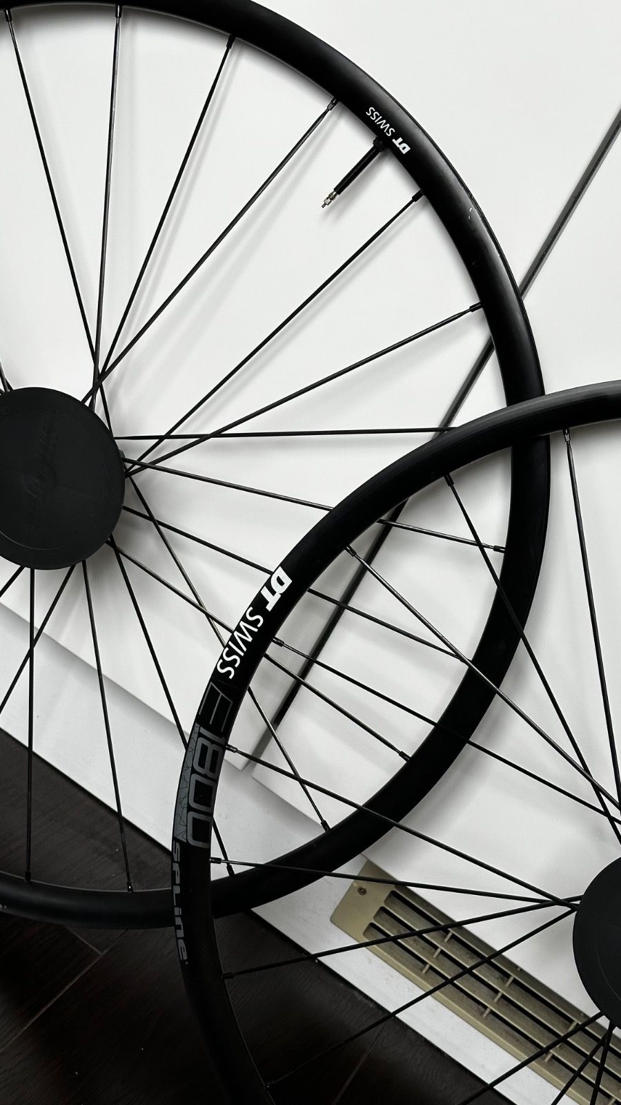 DT Swiss E1800 spline 28