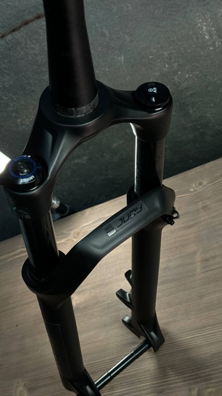Вилка Rock Shox Judy Silver
