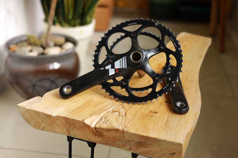 Sram Red Carbon GXP Road Bike Crank 53-39T 10-Speed 175mm