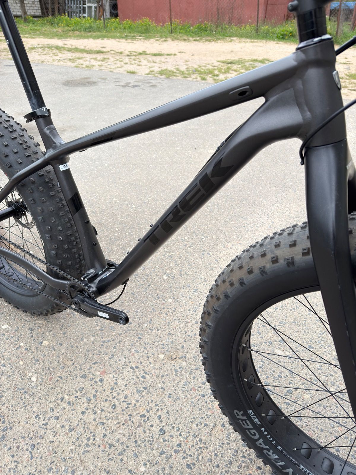 Trek Farley 7