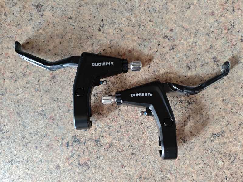Оригинальные тормозные ручки Shimano  Alivio T4000 новые