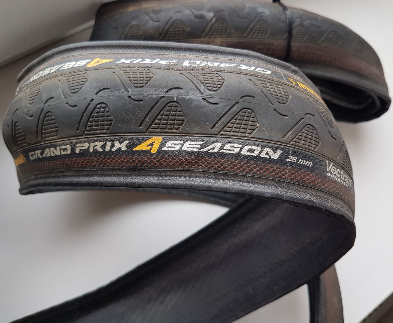 Покрышки кевлар Continental Grand Prix 4 Season 28 mm !! +375291649070 цена за пару