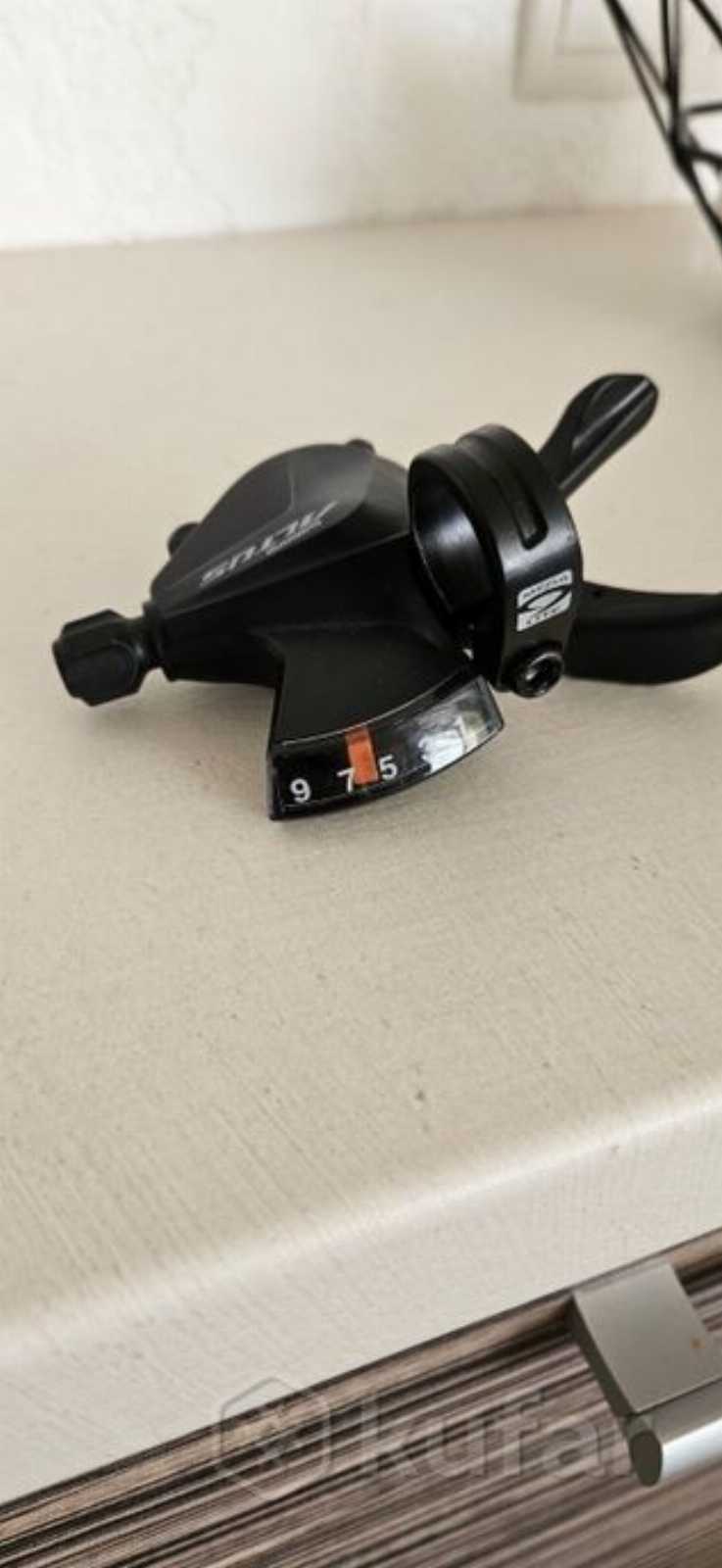 Манетка Shimano Altus SL-M2000 (9ск)