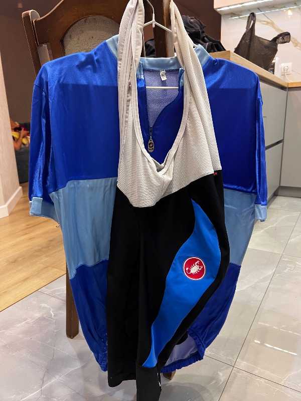 Castelli, specialized, adidas